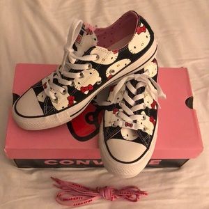 Hello kitty Special Edition Converse